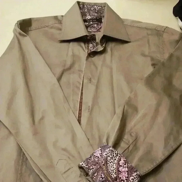 Women's Etzo Shirt - Picture 2 of 3